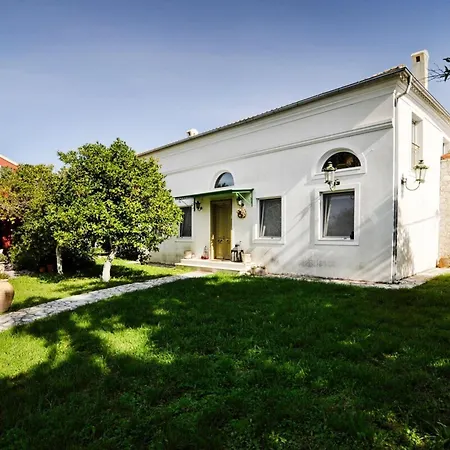 Portico Private With Pool | Corfu וילה לפקימי